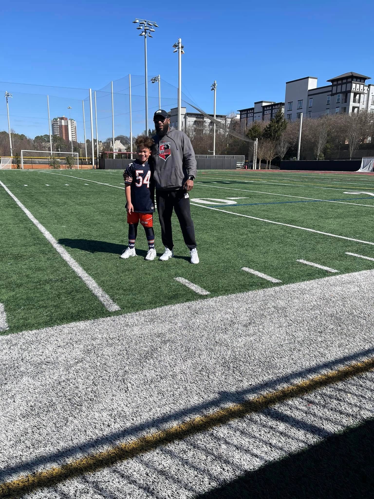 Jean-Paul Waterford one-on-one with young player — Jett Life YFF